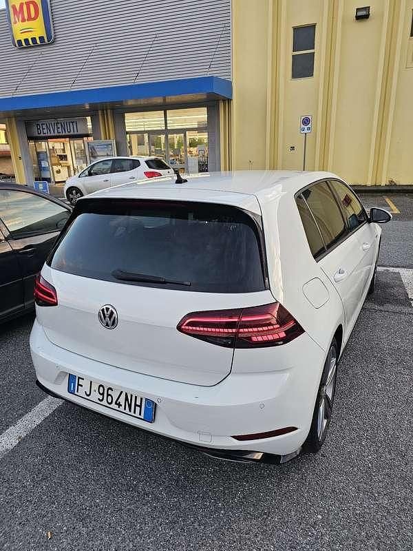 Usata VW Golf VII R-line 116 CV (85 kW) 2017 Berlina