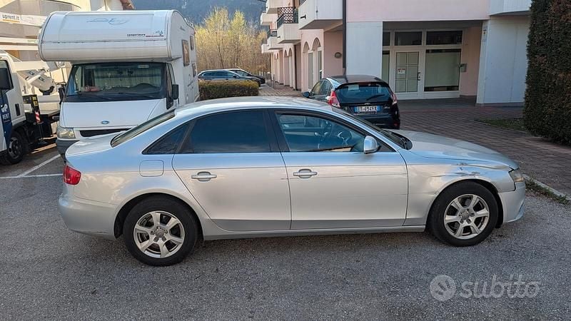 Usata Audi A4 160 CV (117 kW) 2010 Grigio Berlina