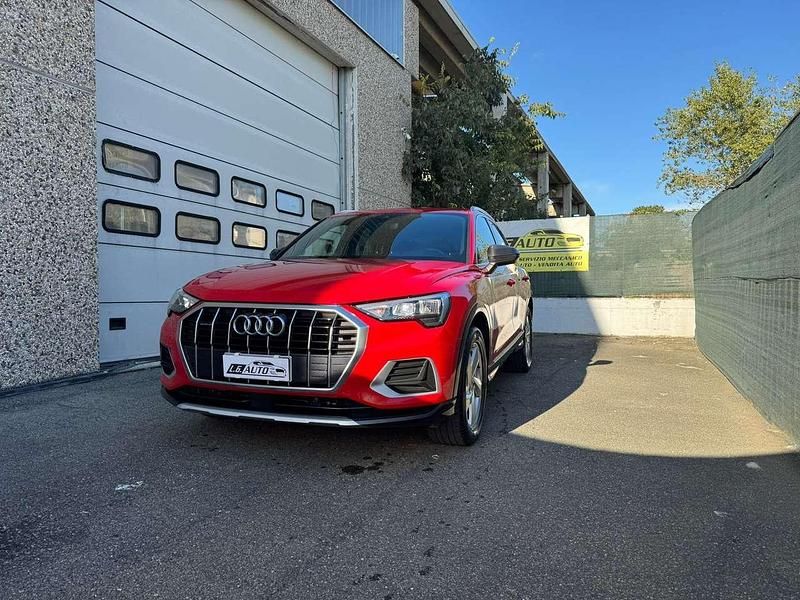 Rosso tango metallizzato Usata 2020 Audi Q3 S-Line SUV | 24.299 € (Super prezzo) - Immagine 1/4
