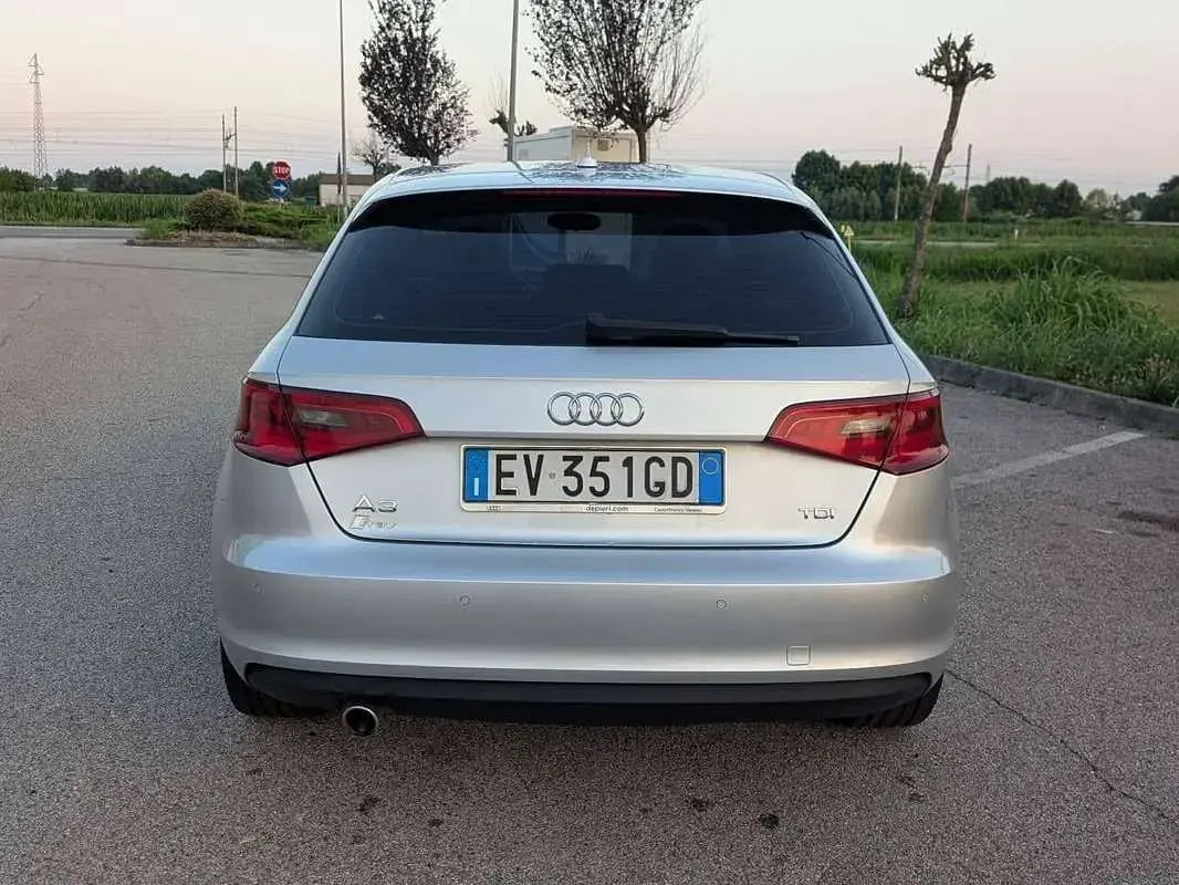 Usata Audi A3 Ambition 105 CV (77 kW) 2014 Grigio Berlina