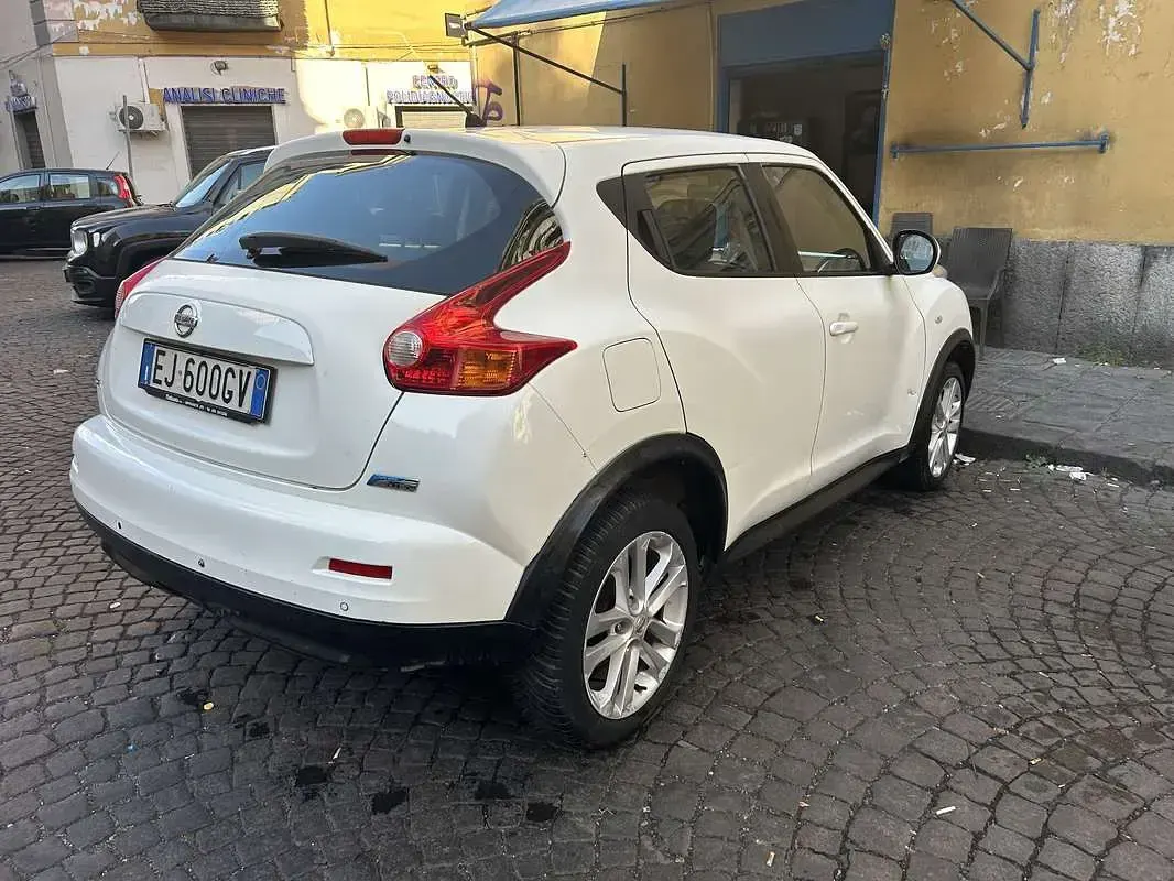 Usata Nissan Juke Acenta 116 CV (85 kW) 2011 Bianco SUV
