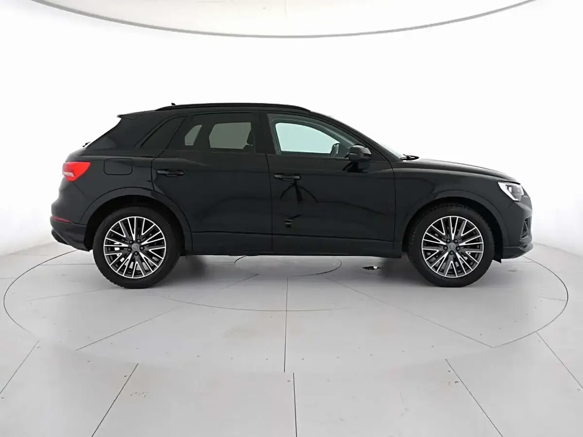 Usata Audi Q3 Advanced 150 CV (110 kW) 2020 Nero SUV