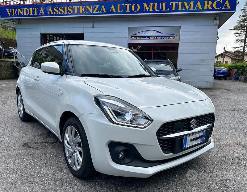 Usata Suzuki Swift 89 CV (65 kW) 2020 Bianco Utilitaria