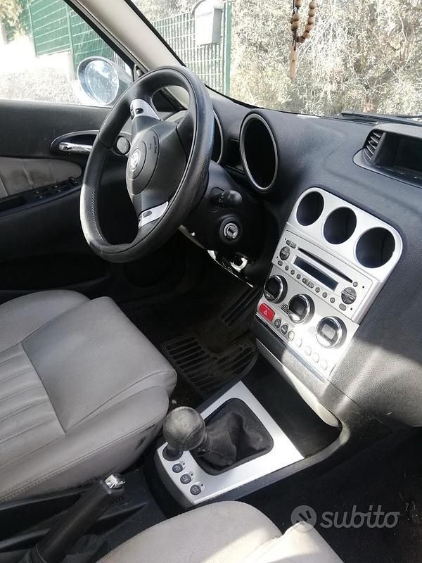 Usata Alfa Romeo 156 116 CV (85 kW) 2003 Berlina