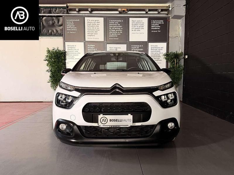 Usata Citroën C3 Feel 102 CV (75 kW) 2021 Bianco Utilitaria