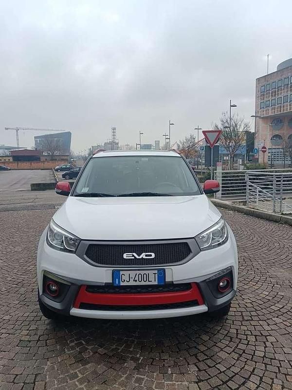 Usata DR EVO5 126 CV (92 kW) 2022 Bianco SUV