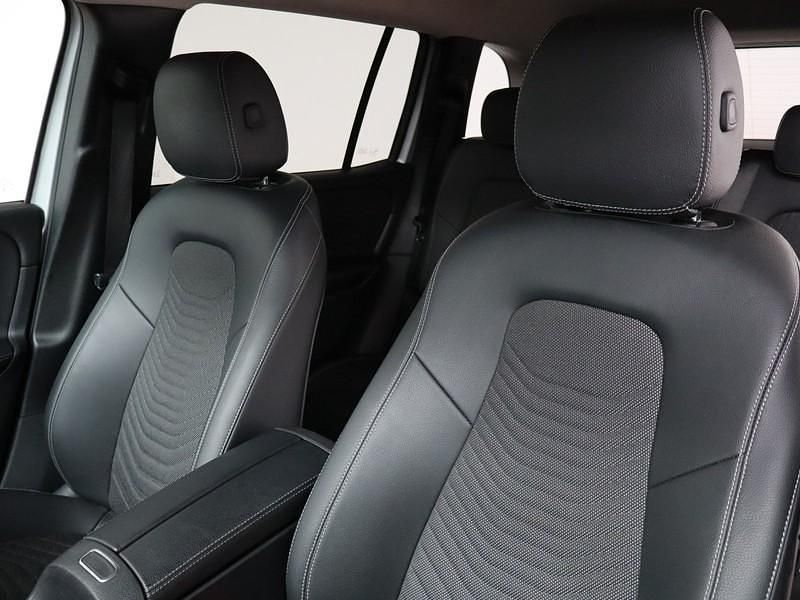 Usata Mercedes GLB200 Advanced Plus 150 CV (110 kW) 2024 Argento SUV