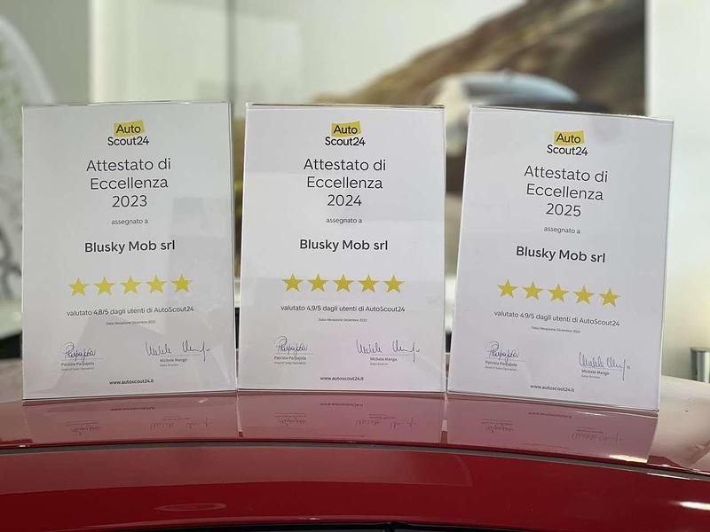 Usata VW T-Roc Life 150 CV (110 kW) 2022 Nero SUV