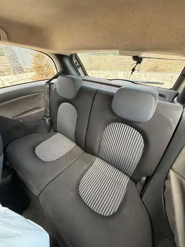 Usata Lancia Ypsilon 69 CV (50 kW) 2004 Argento Utilitaria
