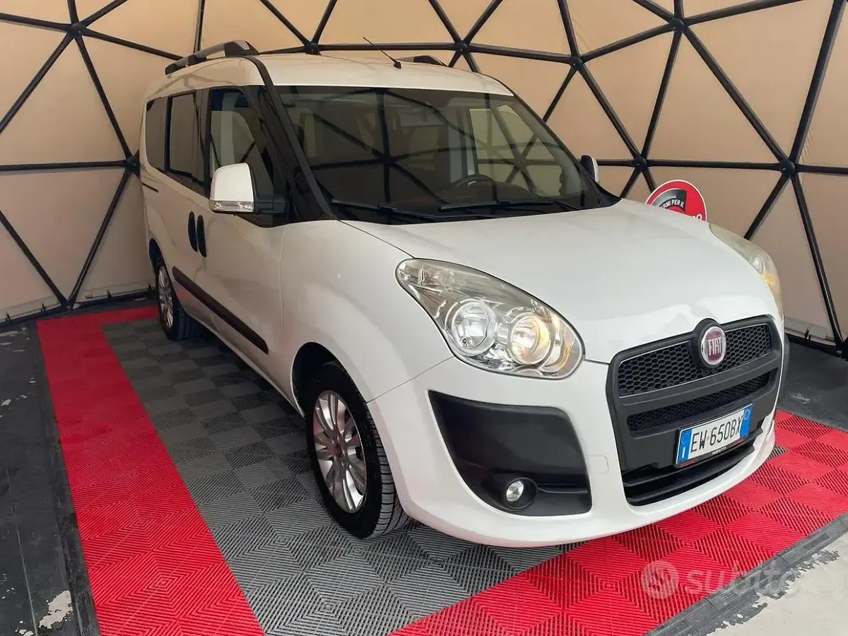 Usata Fiat Doblò 120 CV (88 kW) 2014 Bianco Monovolume