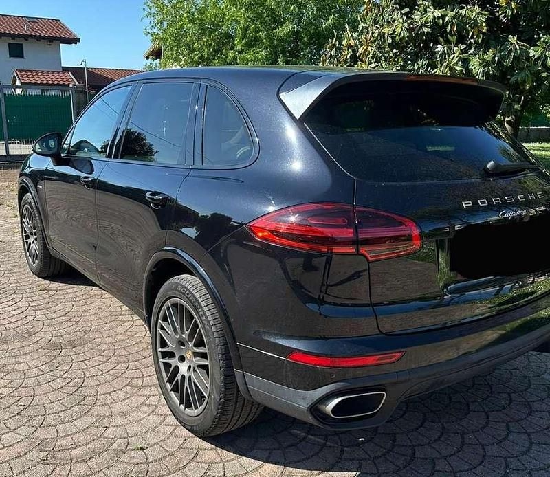 Usata Porsche Cayenne Platinum Edition 250 CV (183 kW) 2016 SUV