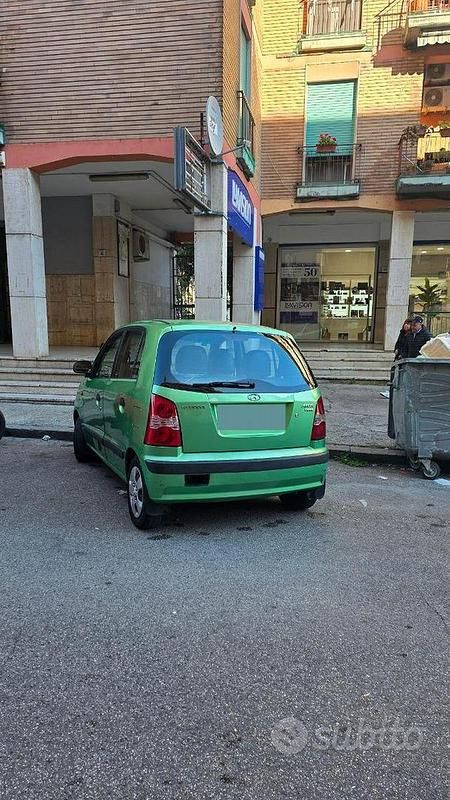 Usata Hyundai Atos 59 CV (43 kW) 2004 Verde Utilitaria
