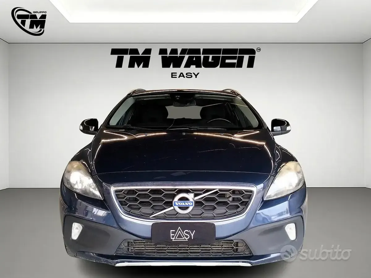 Usata Volvo V40 CC Kinetic 115 CV (84 kW) 2015 Blu/azzurro Station wagon