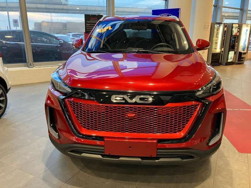 Usata EVO Evo 5 86 kW (118 CV) 2024 Rosso SUV