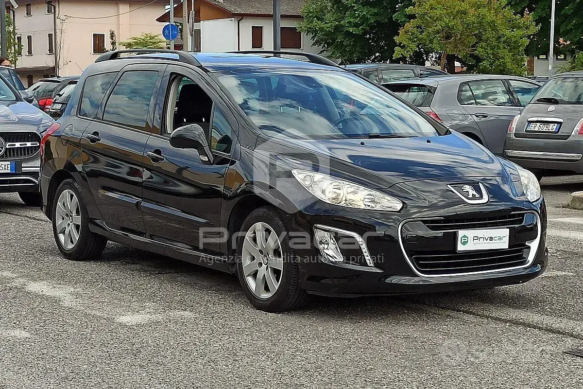 Usata Peugeot 308 Active 112 CV (82 kW) 2013 Nero Station wagon