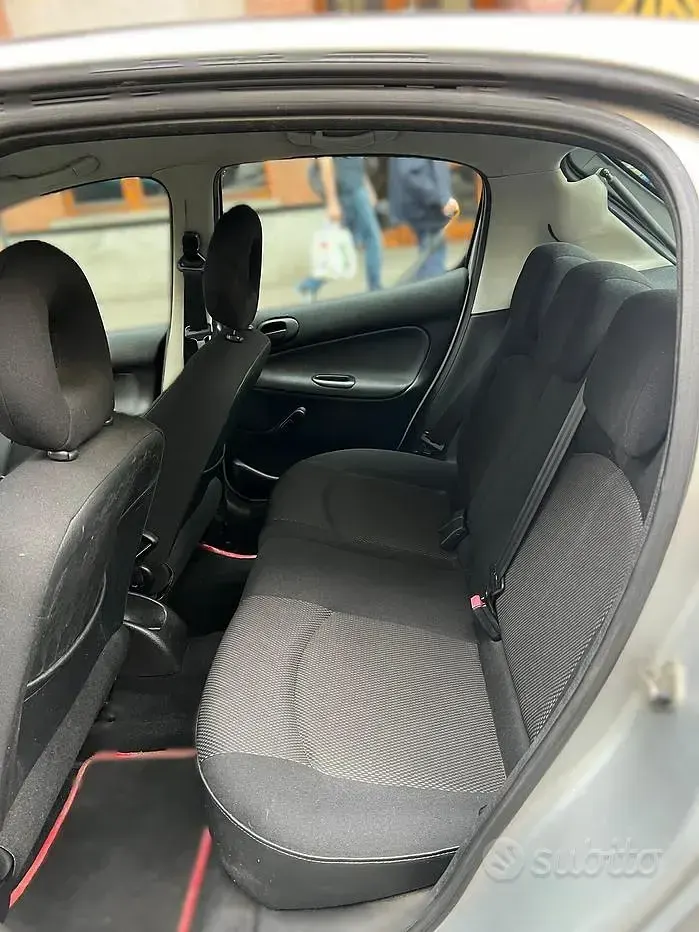 Usata Peugeot 206 75 CV (55 kW) 2008 Grigio Berlina
