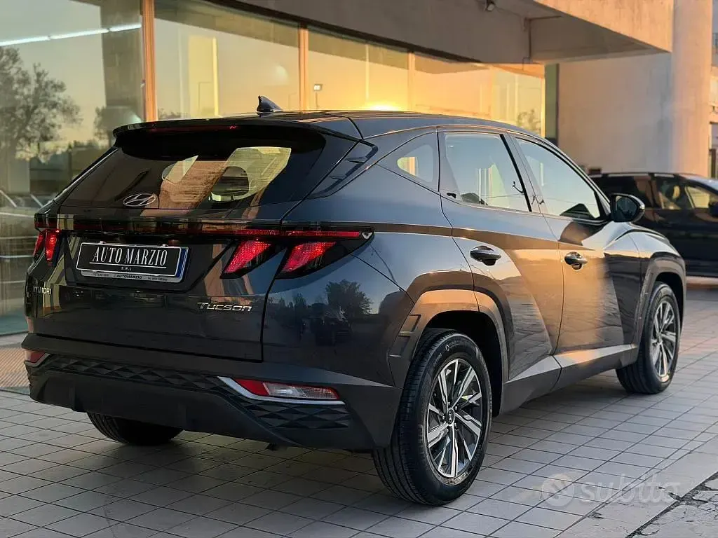 Usata Hyundai Tucson 150 CV (110 kW) 2021 Grigio SUV