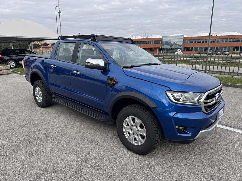 Usata Ford Ranger XLT 170 CV (125 kW) 2022 Blue lightning Pick-up