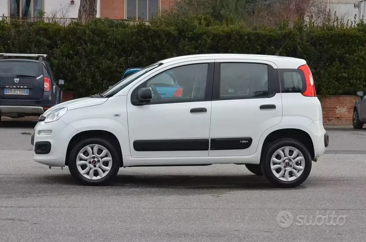 Usata Fiat Panda Easy 84 CV (61 kW) 2019 Bianco Utilitaria