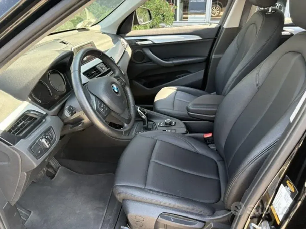 Usata BMW X1 Advantage 116 CV (85 kW) 2021 Black pastello SUV
