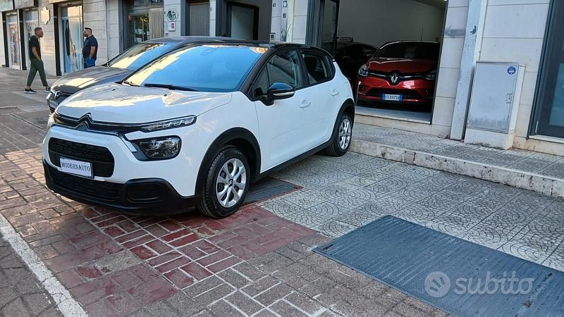 Usata Citroën C3 Shine 101 CV (74 kW) 2021 Bianco Utilitaria