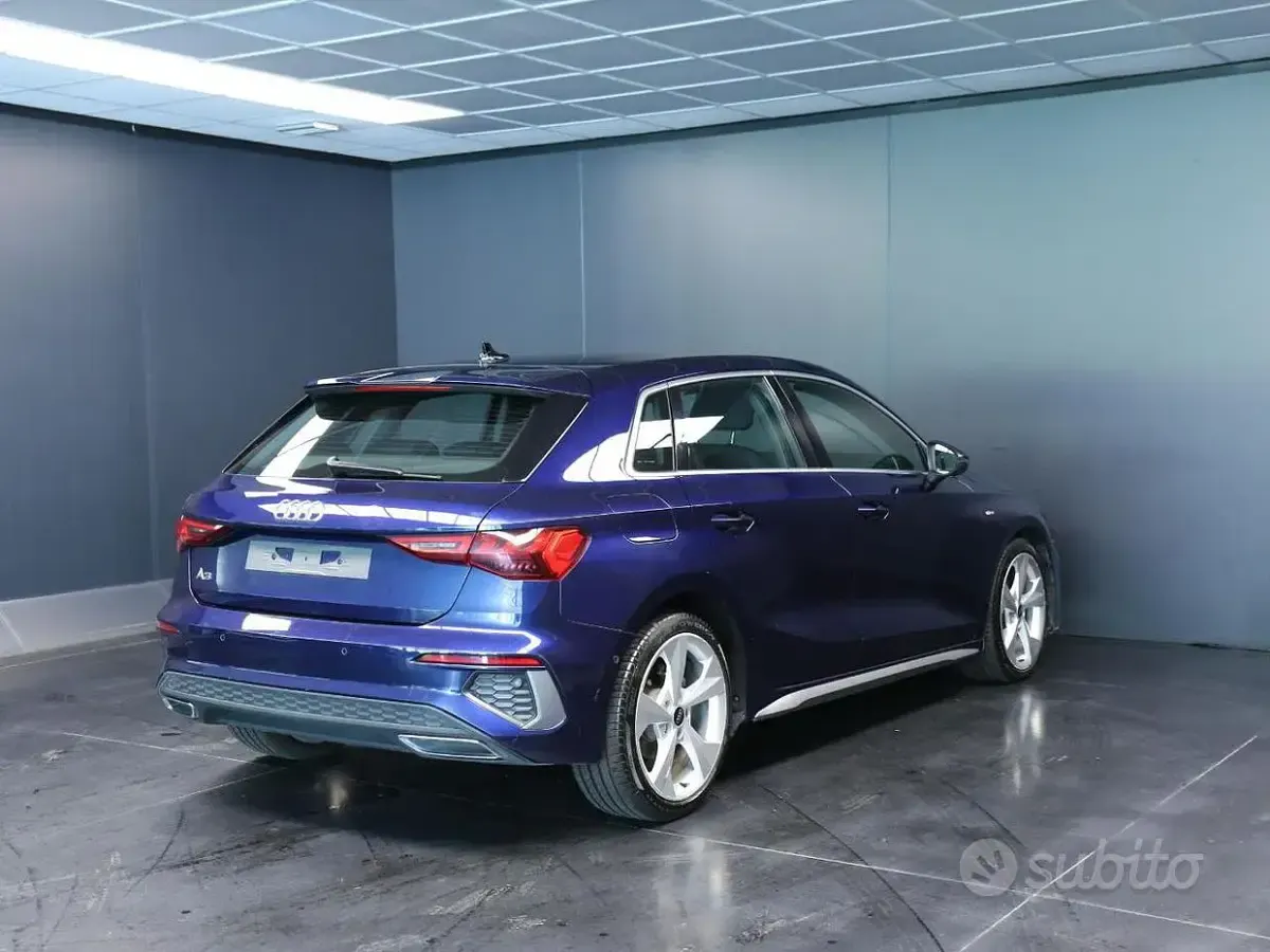 Usata Audi A3 S-Line 116 CV (85 kW) 2024 Bluazzurro Berlina