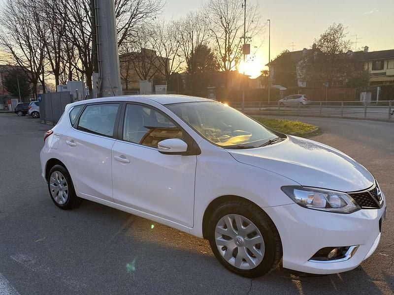 Bianco Usata 2015 Nissan Pulsar Tekna Tre volumi | 6700 € (Super prezzo) - Immagine 1/4