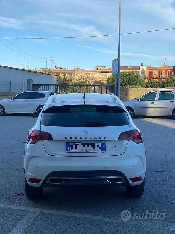 Gebraucht DS Automobiles DS4 120 PS (88 kW) 2016 Weiß Kleinwagen