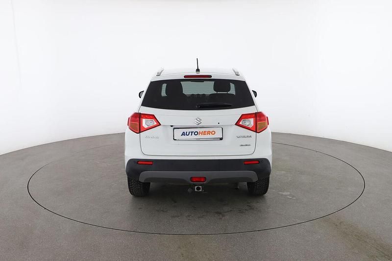 Usata Suzuki Vitara 120 CV (88 kW) 2016 Bianco SUV