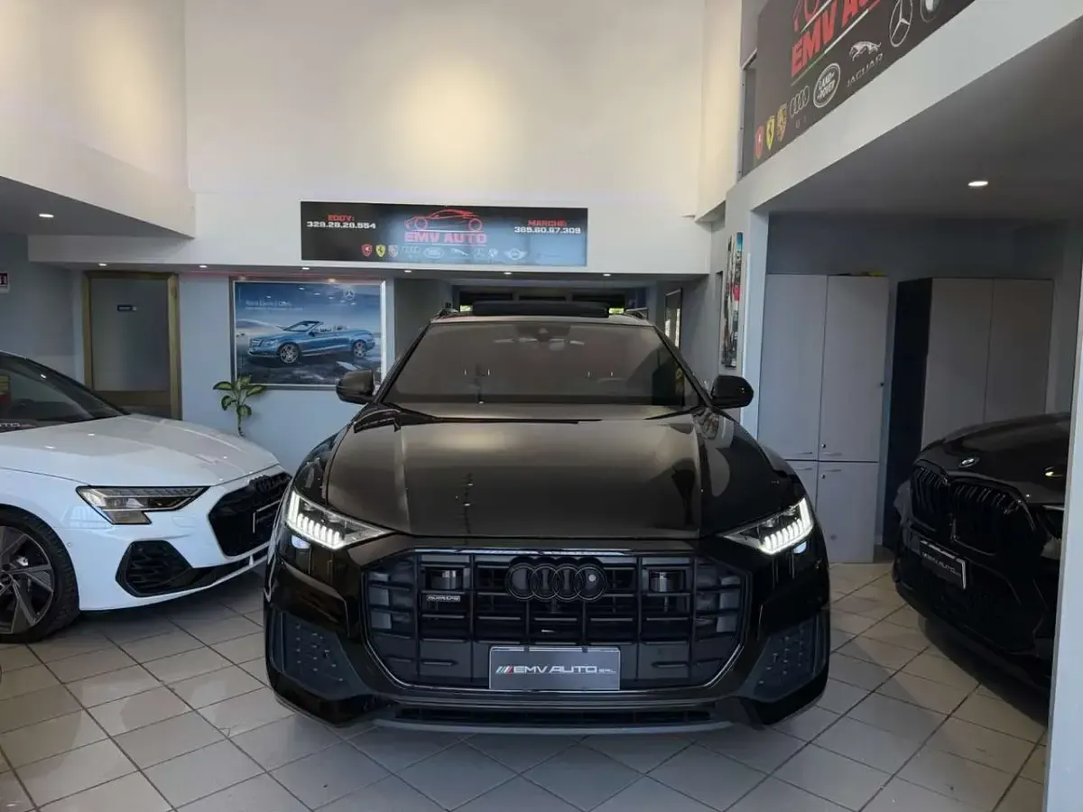 Usata Audi Q8 Sport 286 CV (210 kW) 2022 Nero SUV