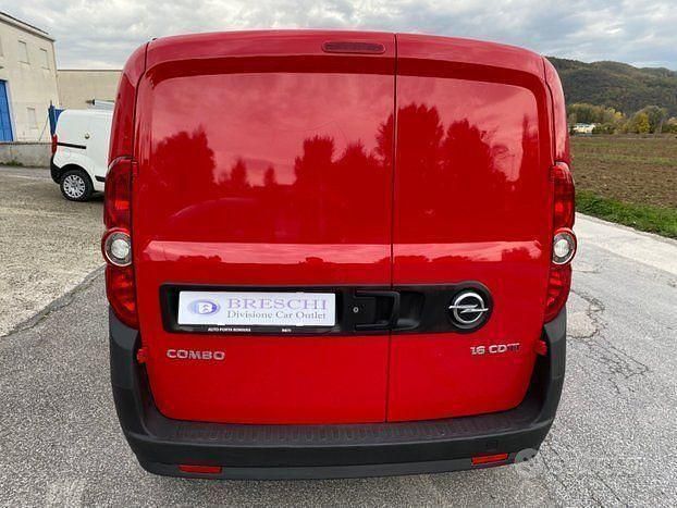 Occasion Opel Combo 105 ch (77 kW) 2014 Rouge Monospace