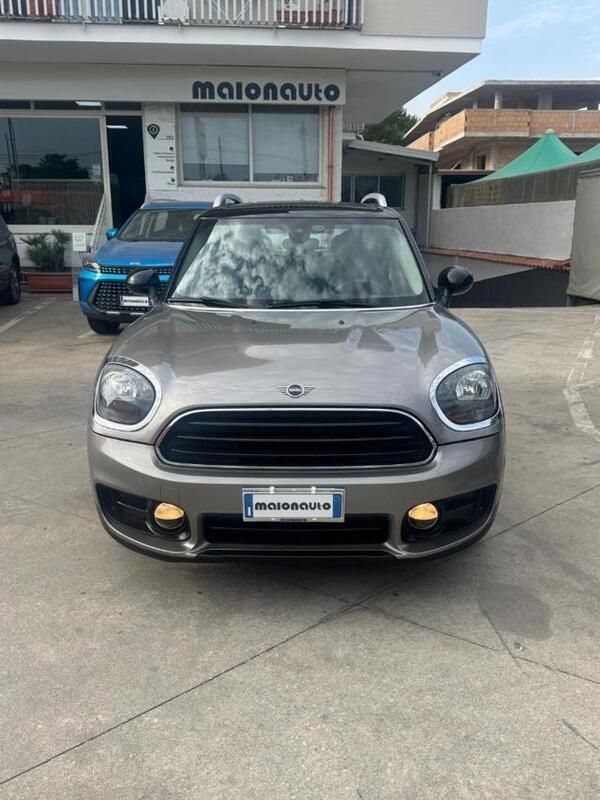 Marrone Usata 2018 Mini Cooper D Countryman SUV | 13.500 € (Ottimo prezzo) - Immagine 1/4