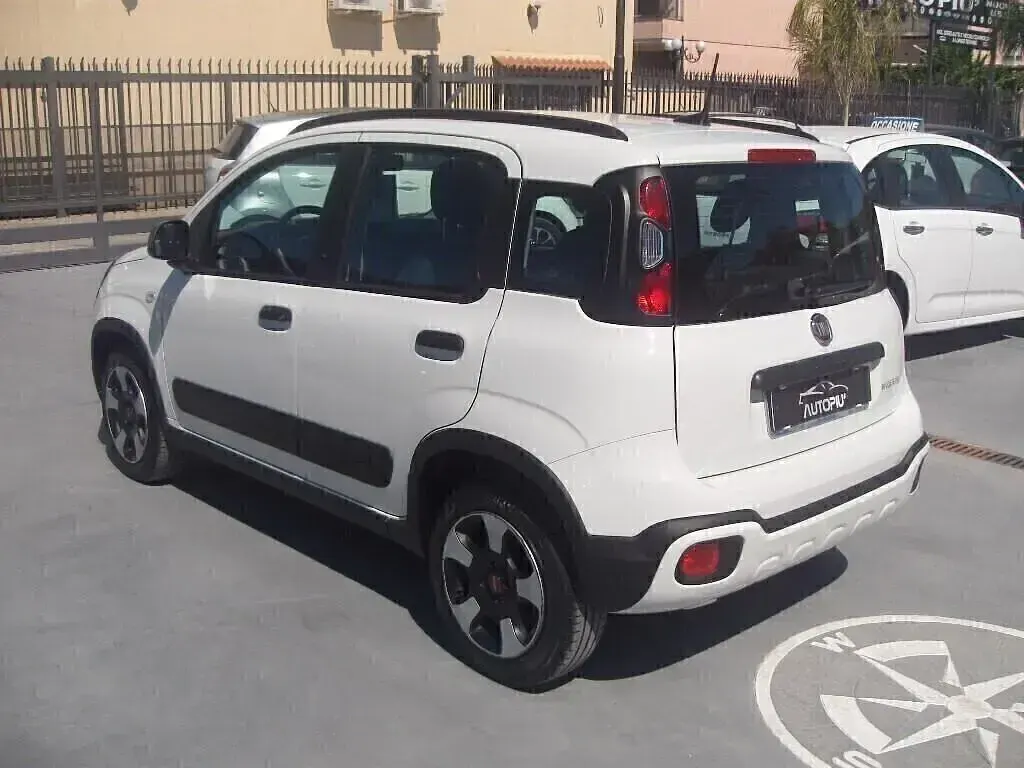 Usata Fiat Panda Cross Cross 70 CV (51 kW) 2021 Bianco Utilitaria