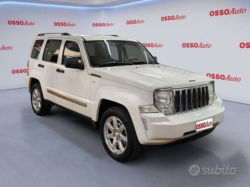 Usata Jeep Cherokee Limited 177 CV (130 kW) 2009 Bianco SUV