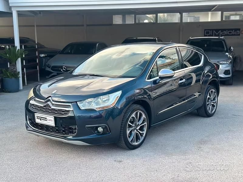 Usata DS Automobiles DS4 So Chic 111 CV (81 kW) 2012 Blu/azzurro Berlina