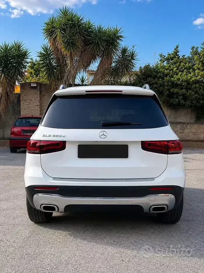 Usata Mercedes GLB220 190 CV (139 kW) 2021 Bianco SUV