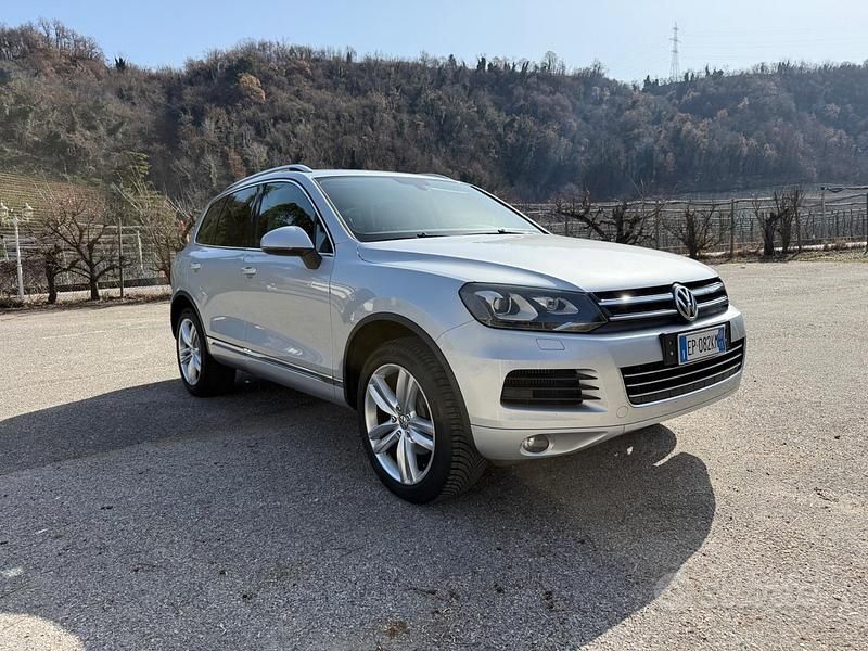 Usata VW Touareg Terrain Tech 245 CV (180 kW) 2012 Grigio SUV