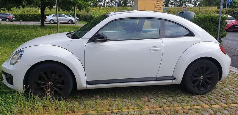 Bianco Usata 2017 VW Maggiolino Design Tre volumi | 12.000 € (Ottimo prezzo) - Immagine 1/4