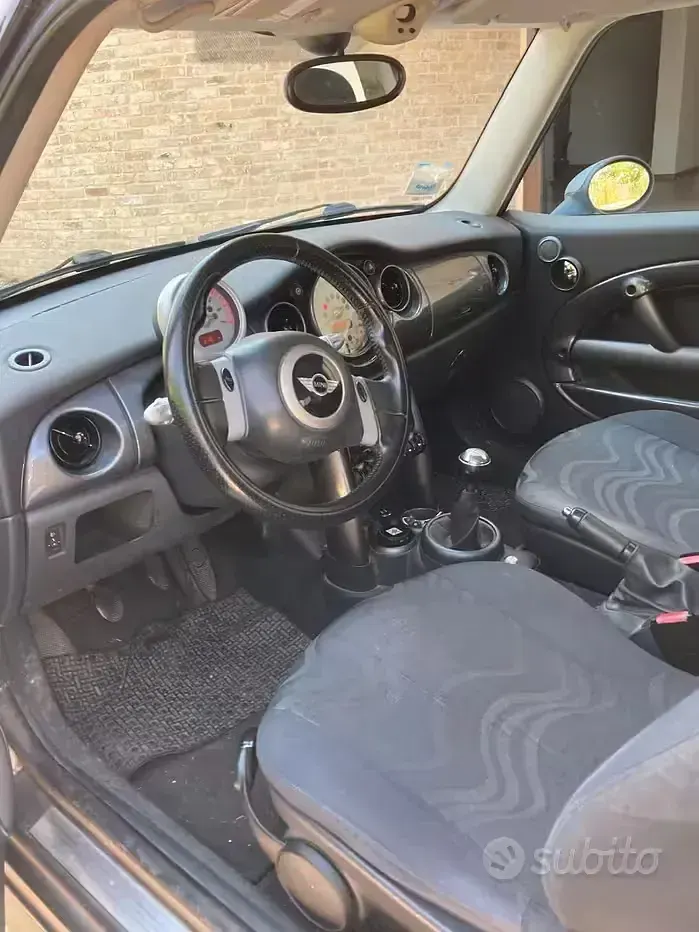Usata Mini One D 75 CV (55 kW) 2004 Utilitaria