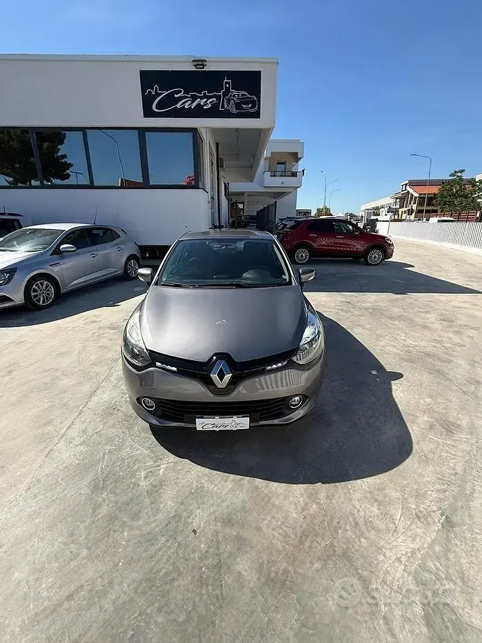 Usata Renault Clio IV 75 CV (55 kW) 2015 Grigio Berlina