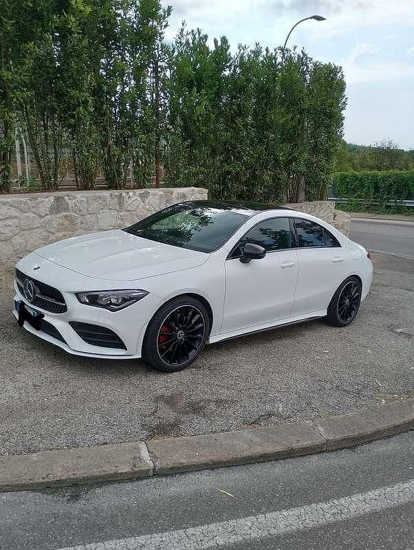 Usata Mercedes CLA200 Premium 163 CV (119 kW) 2019 Bianco Coupé