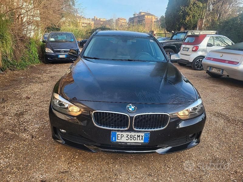 Usata BMW 318 143 CV (105 kW) 2012 Nero Station wagon