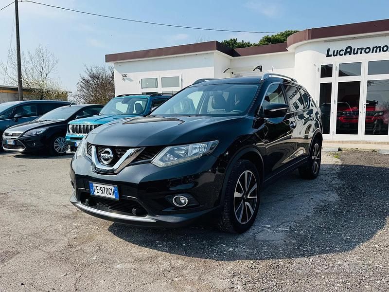 Usata Nissan X-Trail Acenta 131 CV (96 kW) 2016 Nero SUV