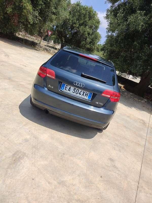 Usata 2010 Audi A3 Young Tre volumi | 4800 € (Buon prezzo) - Immagine 1/4