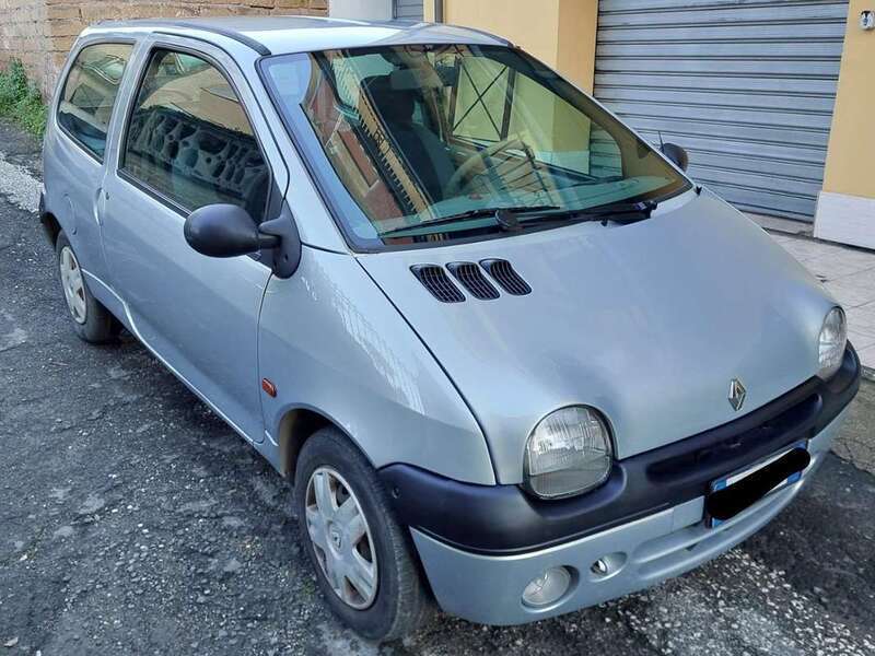 Usato 2000 Renault Twingo 1.1 Benzin 58 CV (2.000 €)