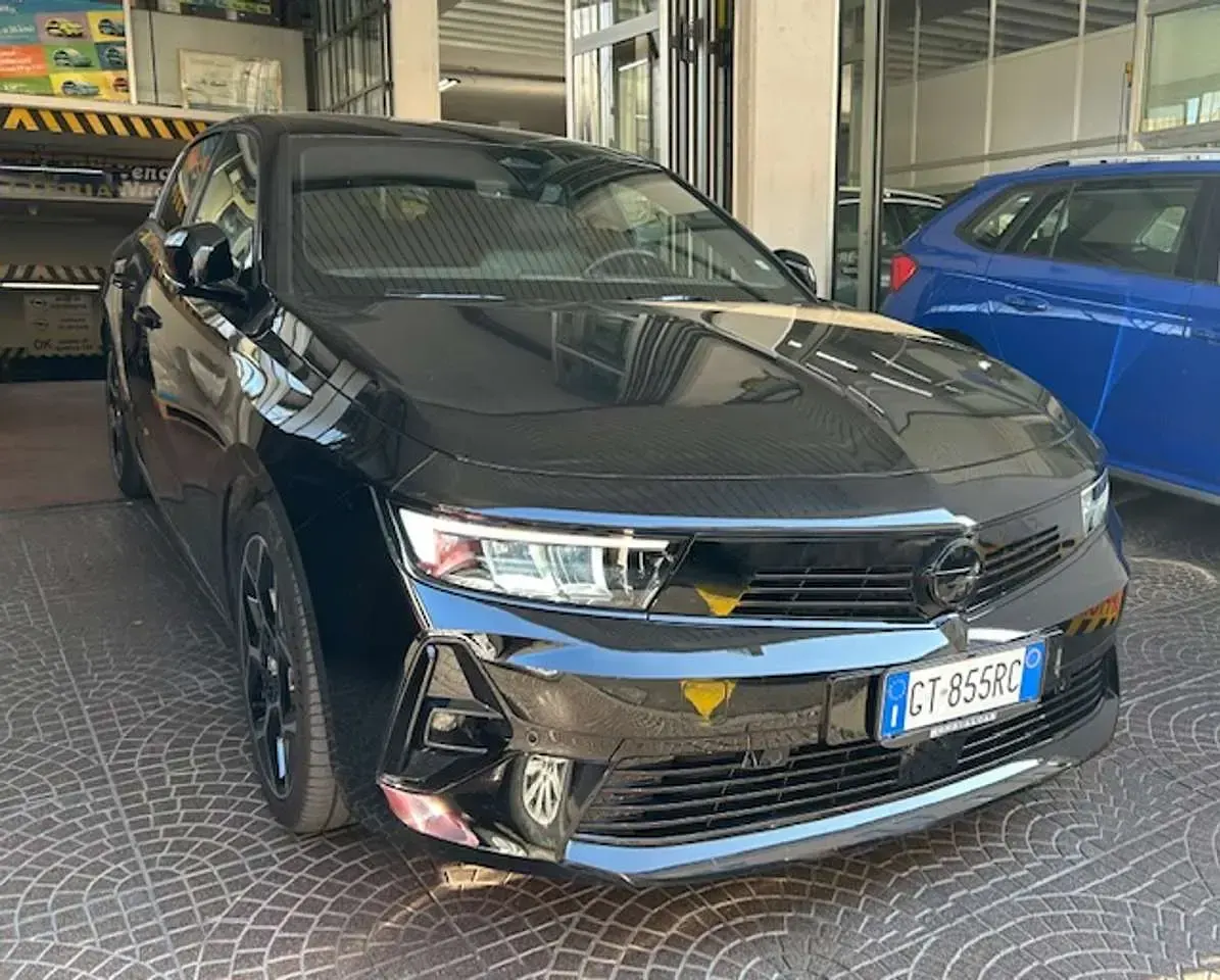 Usata Opel Astra 131 CV (96 kW) 2024 Nero Utilitaria
