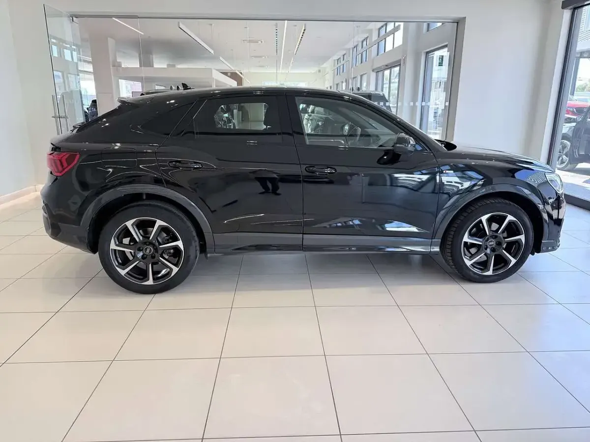 Usata Audi Q3 S-Line 150 CV (110 kW) 2022 Nero SUV
