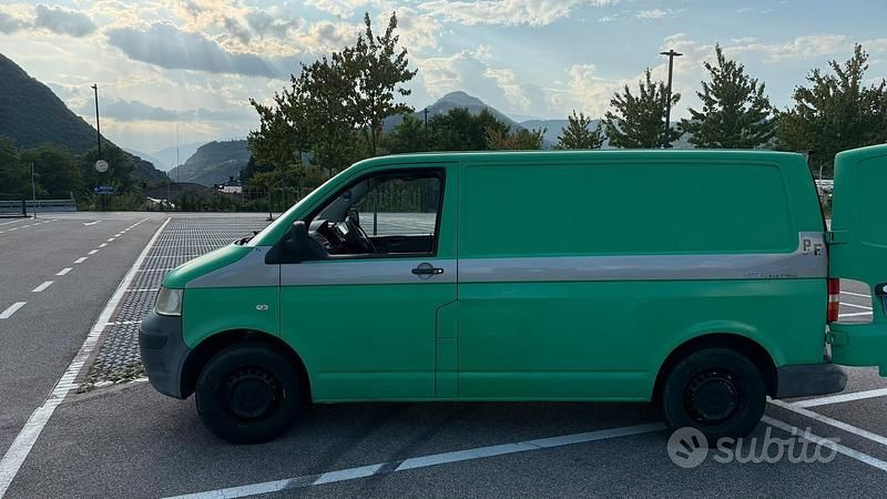 Usata VW T5 102 CV (75 kW) 2004 Furgone