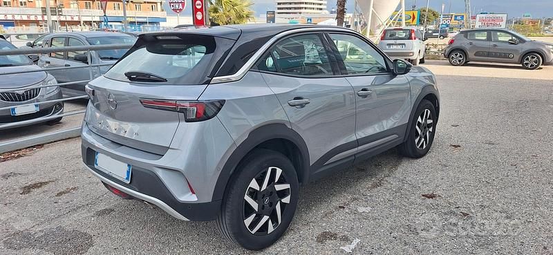 Usata Opel Mokka Elegance 110 CV (80 kW) 2022 Grigio SUV