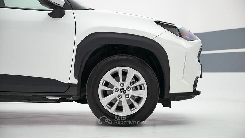 Usata Toyota Yaris Cross Active 92 CV (67 kW) 2022 Bianco SUV